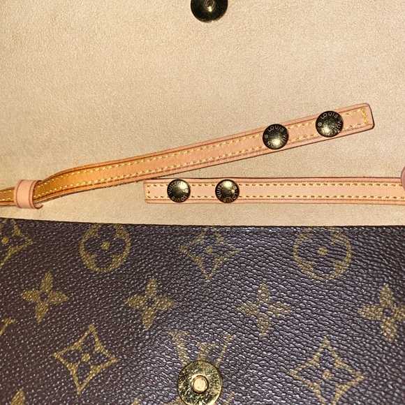 Louis Vuitton Twin Pochette GM - Picture 4 of 14